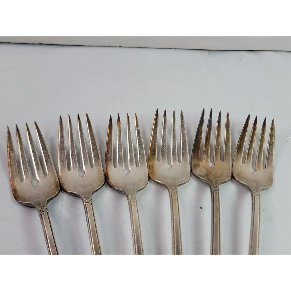 1847 Rogers Bros Adoration 1939 Silverplate Dinner Forks Vintage Lot of 6